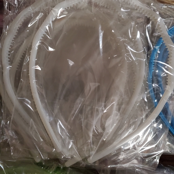 Headbands - Picture 9 of 12